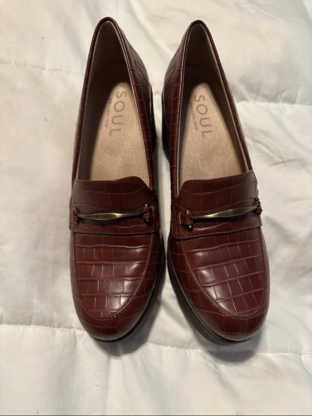 Naturalizer Burgundy Croc-Embossed Slip-On Loafers